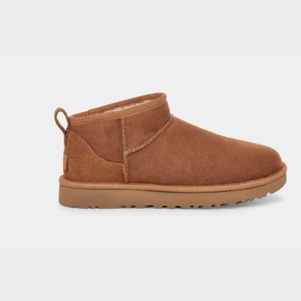 UGG classic ultra mini bootss in che